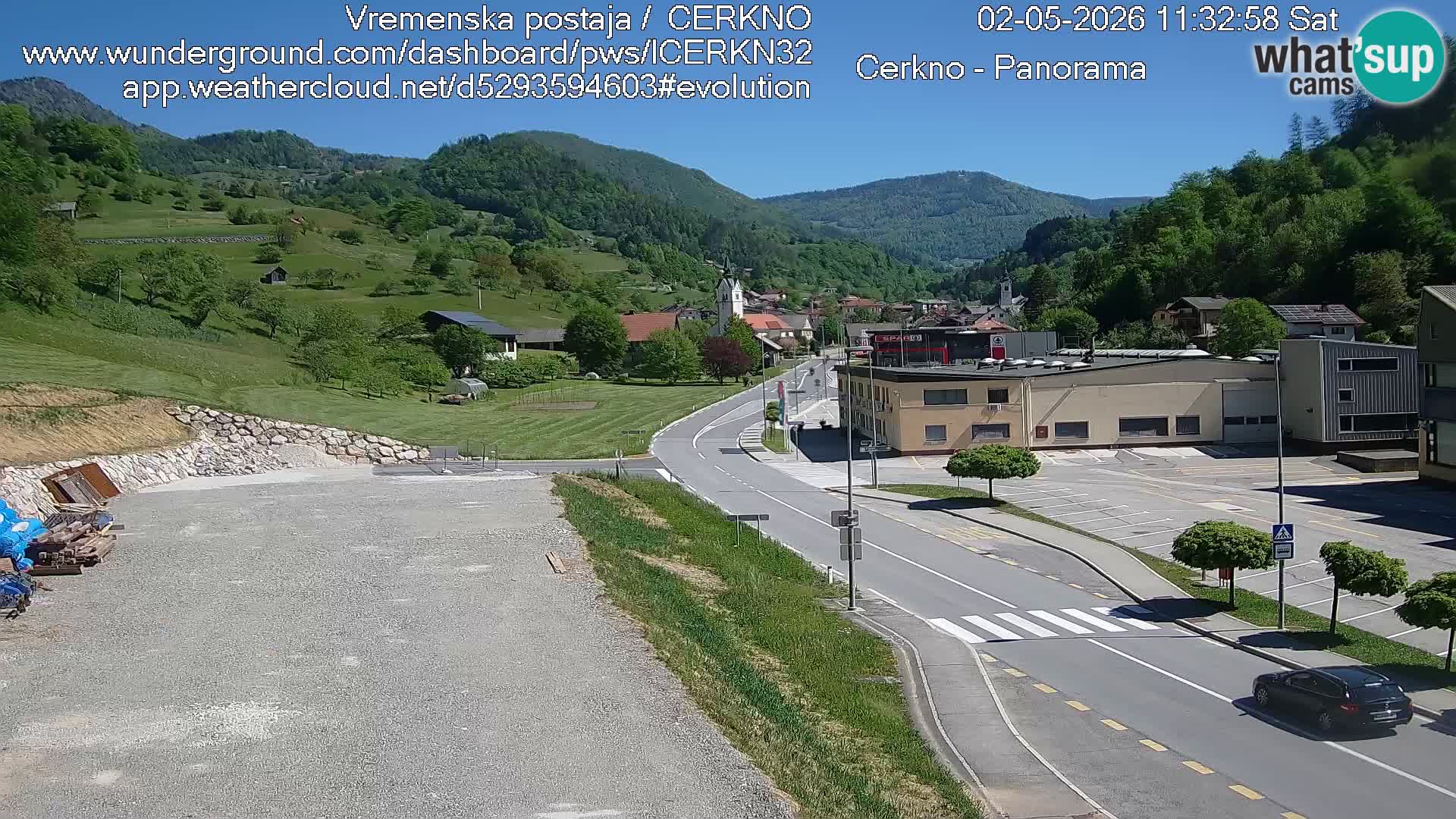 Webcam en direct – Entrée de la ville de Cerkno