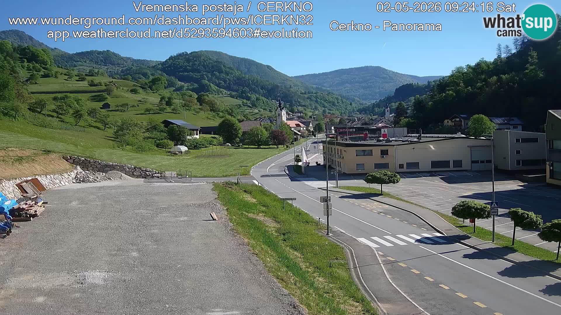 Webcam en direct – Entrée de la ville de Cerkno