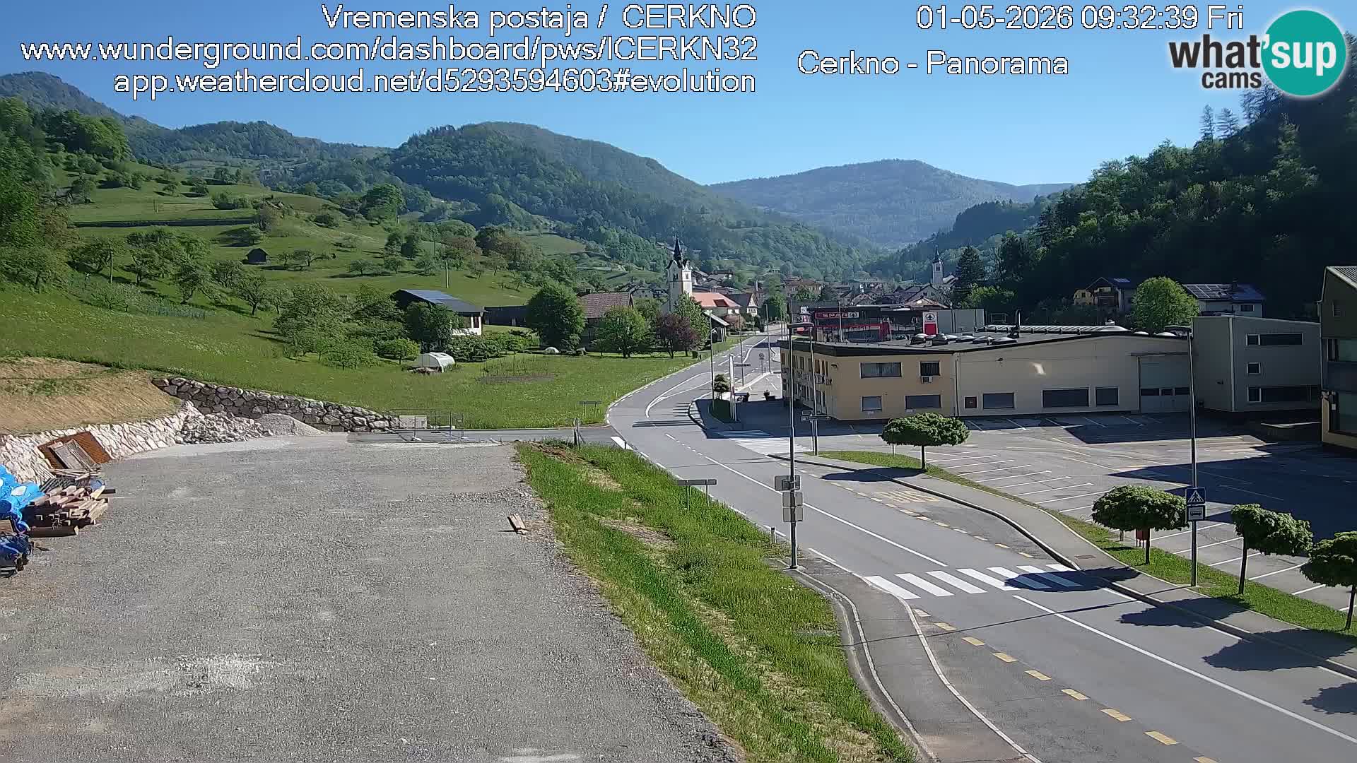 Cerkno entrada a la ciudad Webcam en vivo