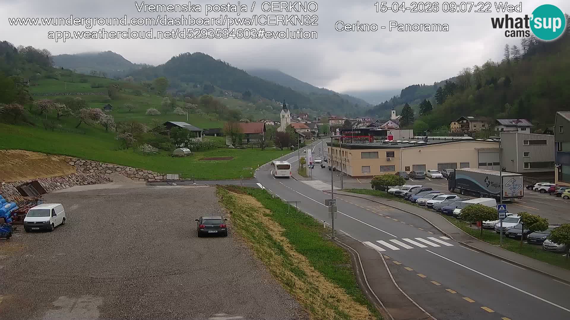 Cerkno entrada a la ciudad Webcam en vivo