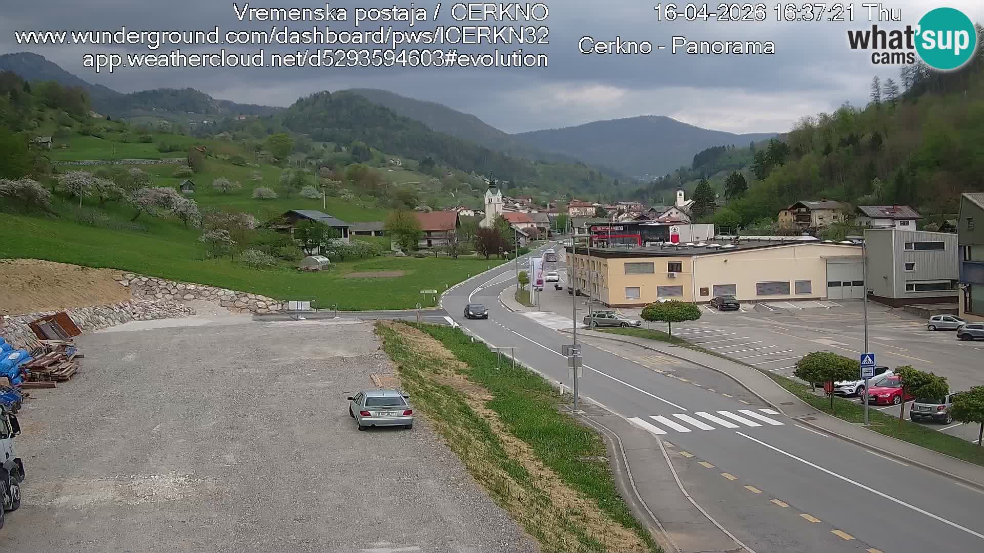 Cerkno entrada a la ciudad Webcam en vivo