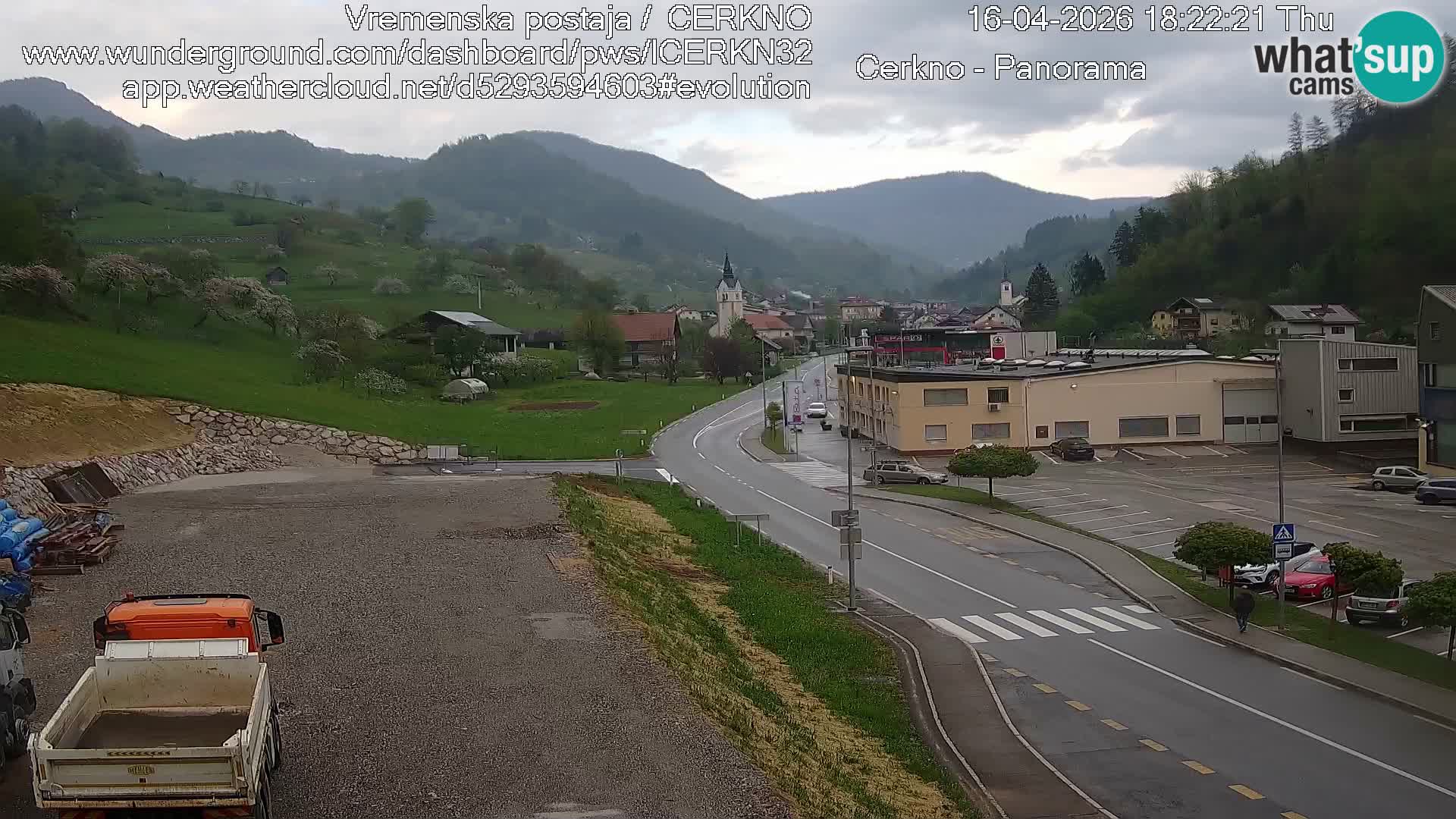 Cerkno entrada a la ciudad Webcam en vivo