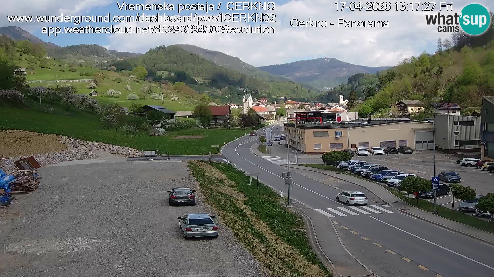 Webcam en direct – Entrée de la ville de Cerkno