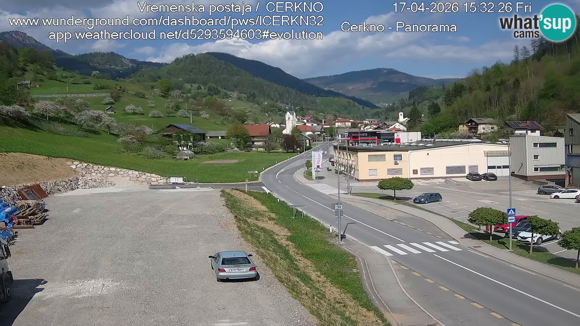 Cerkno entrada a la ciudad Webcam en vivo