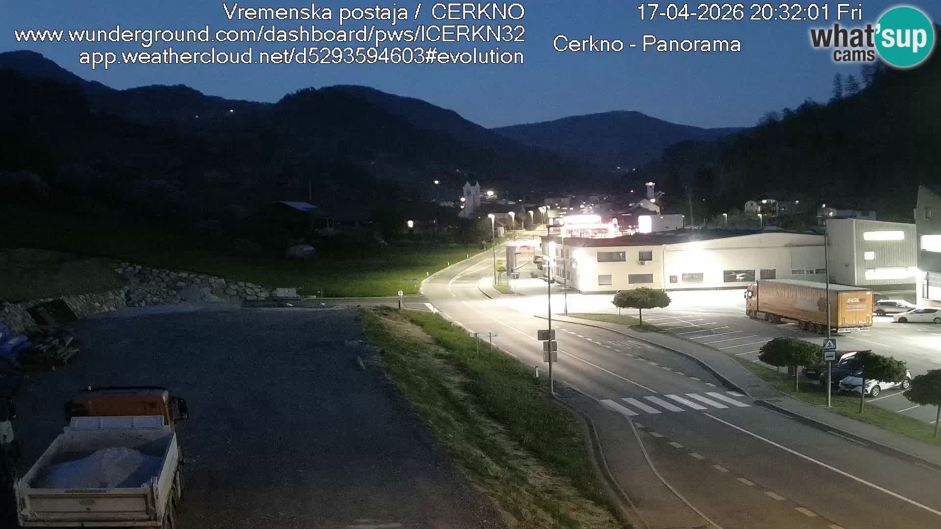 Webcam en direct – Entrée de la ville de Cerkno