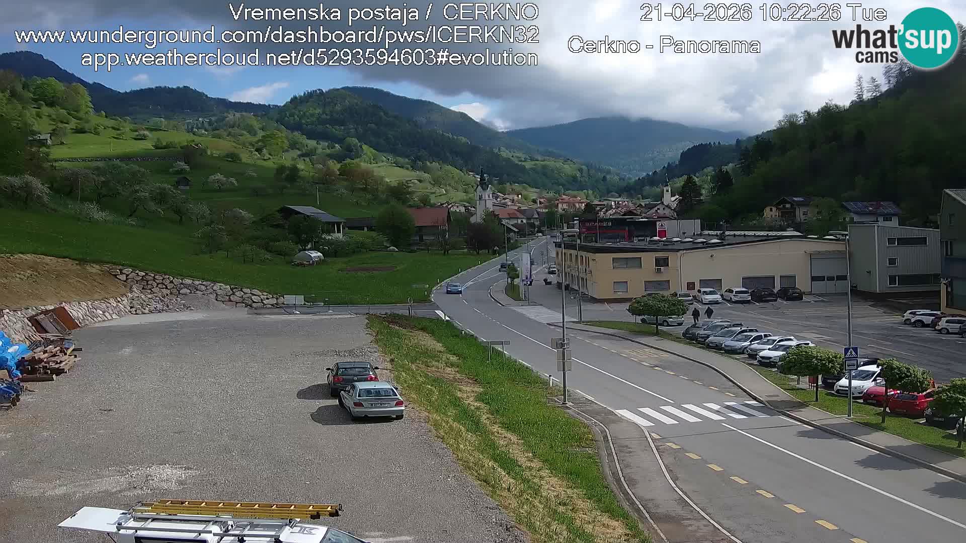 Webcam en direct – Entrée de la ville de Cerkno