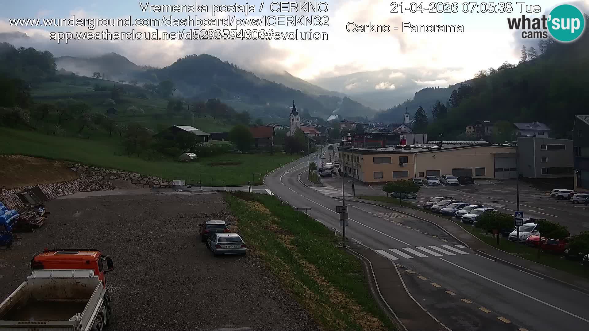 Cerkno entrada a la ciudad Webcam en vivo