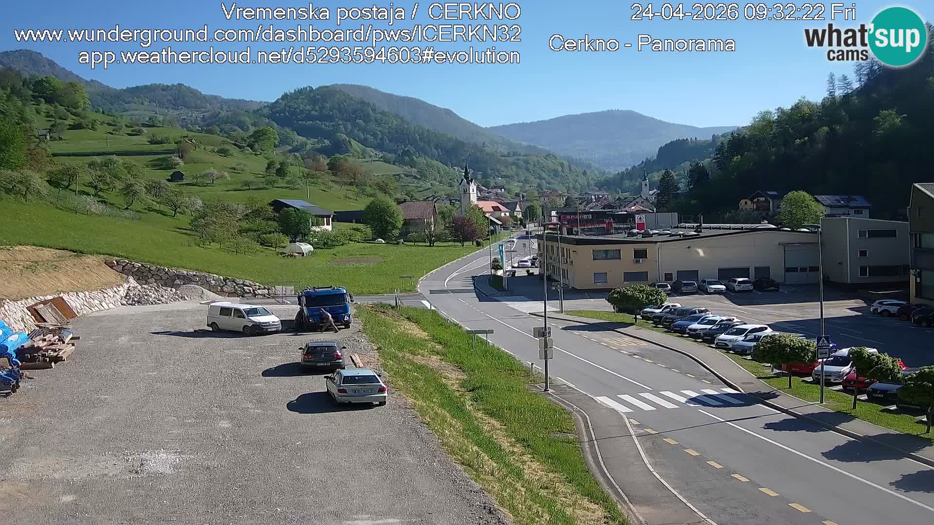 Cerkno city entrance Live Webcam
