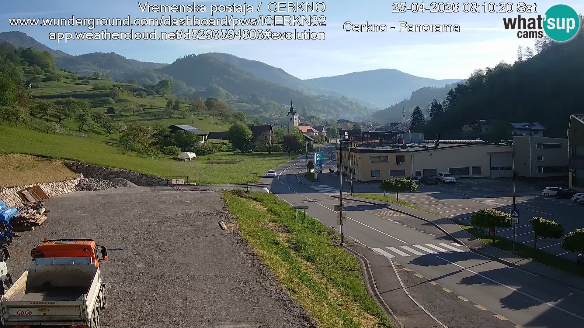 Webcam en direct – Entrée de la ville de Cerkno