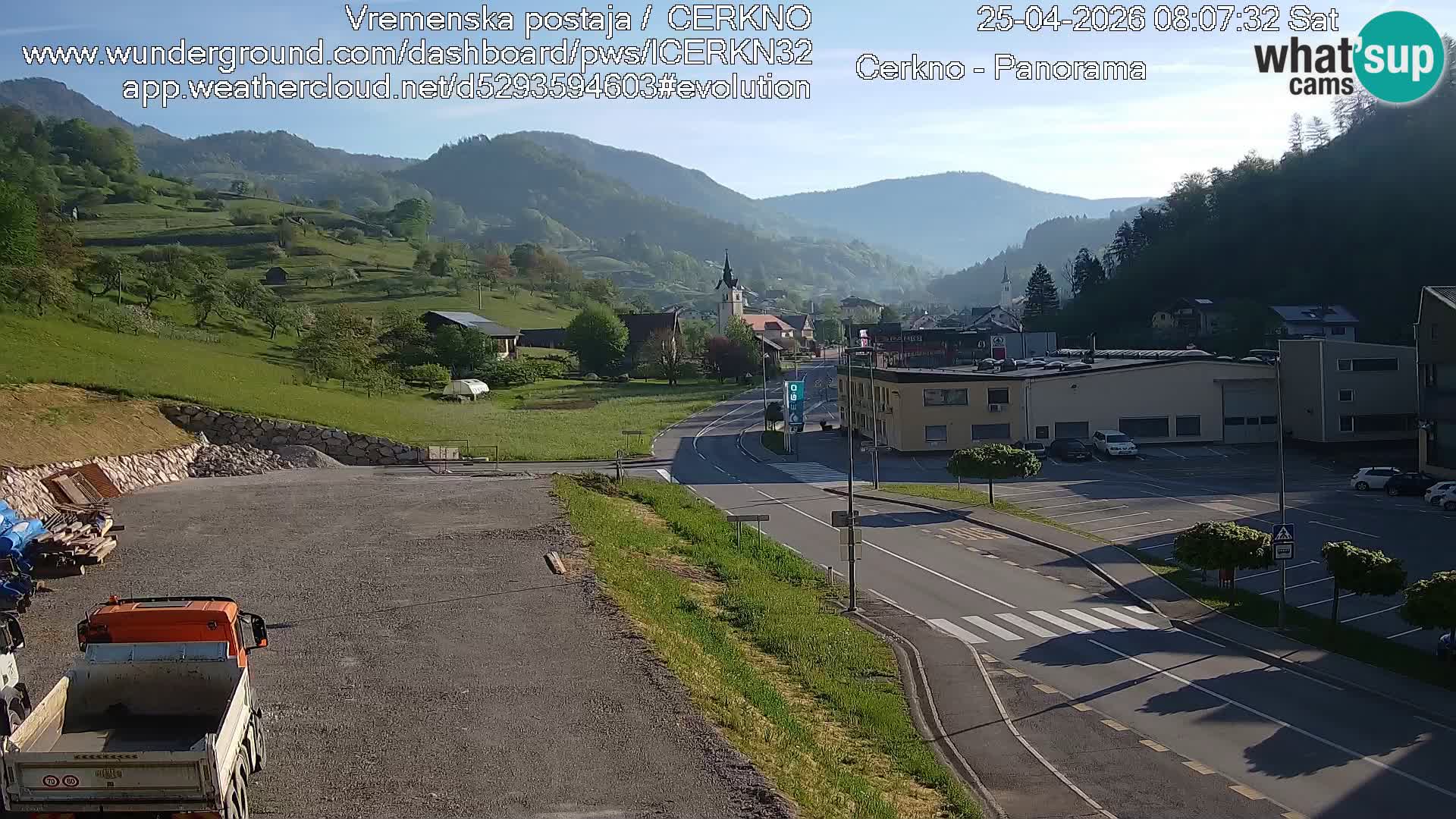 Webcam en direct – Entrée de la ville de Cerkno
