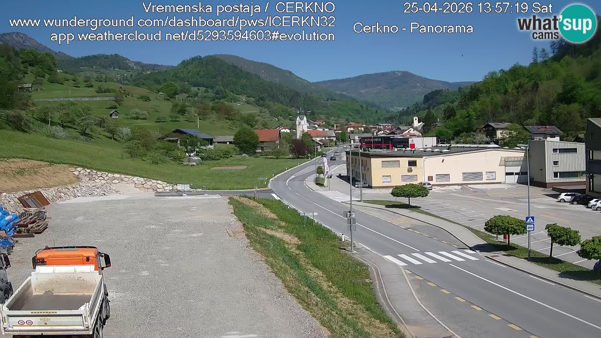 Cerkno city entrance Live Webcam