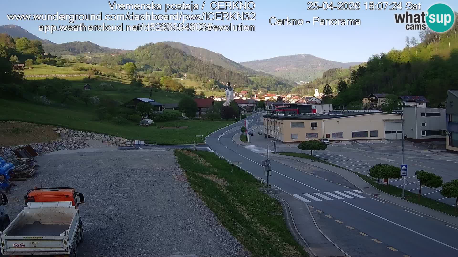 Cerkno entrada a la ciudad Webcam en vivo