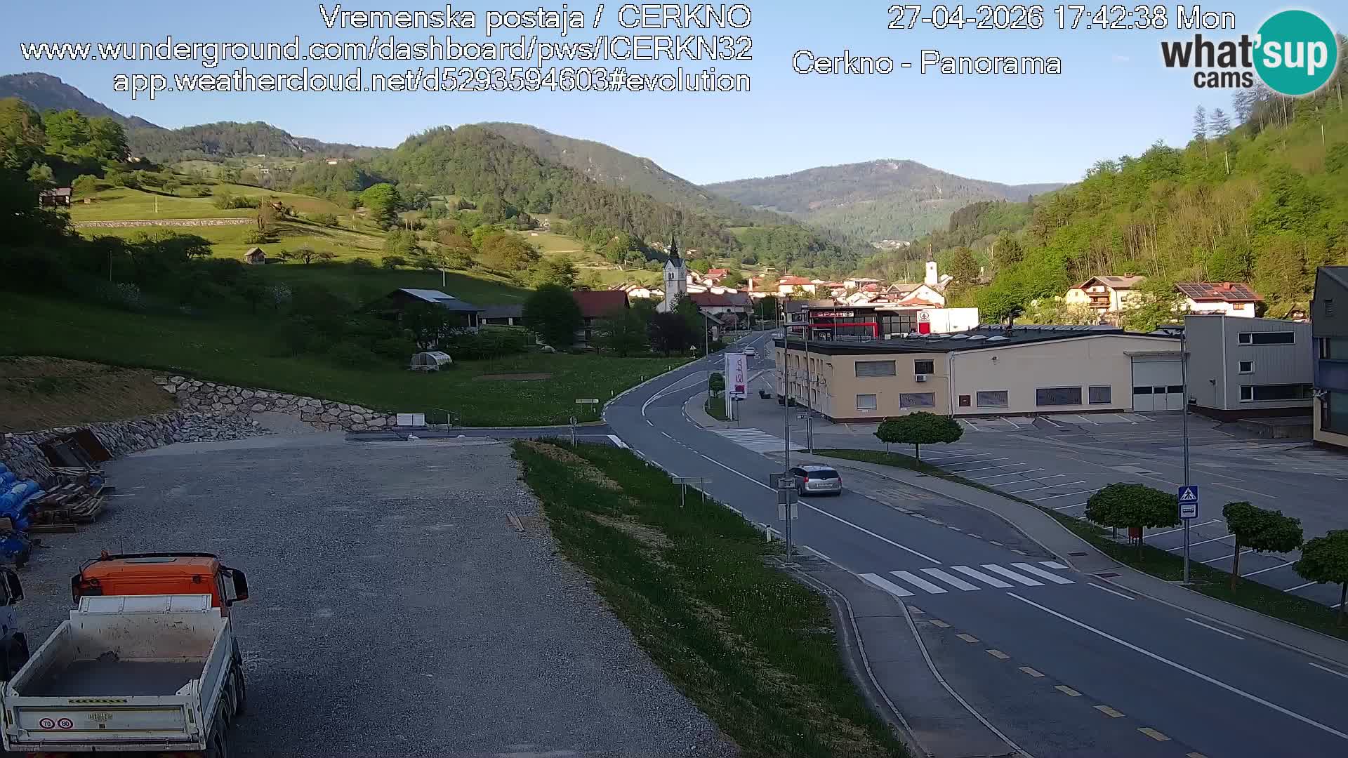 Cerkno entrada a la ciudad Webcam en vivo