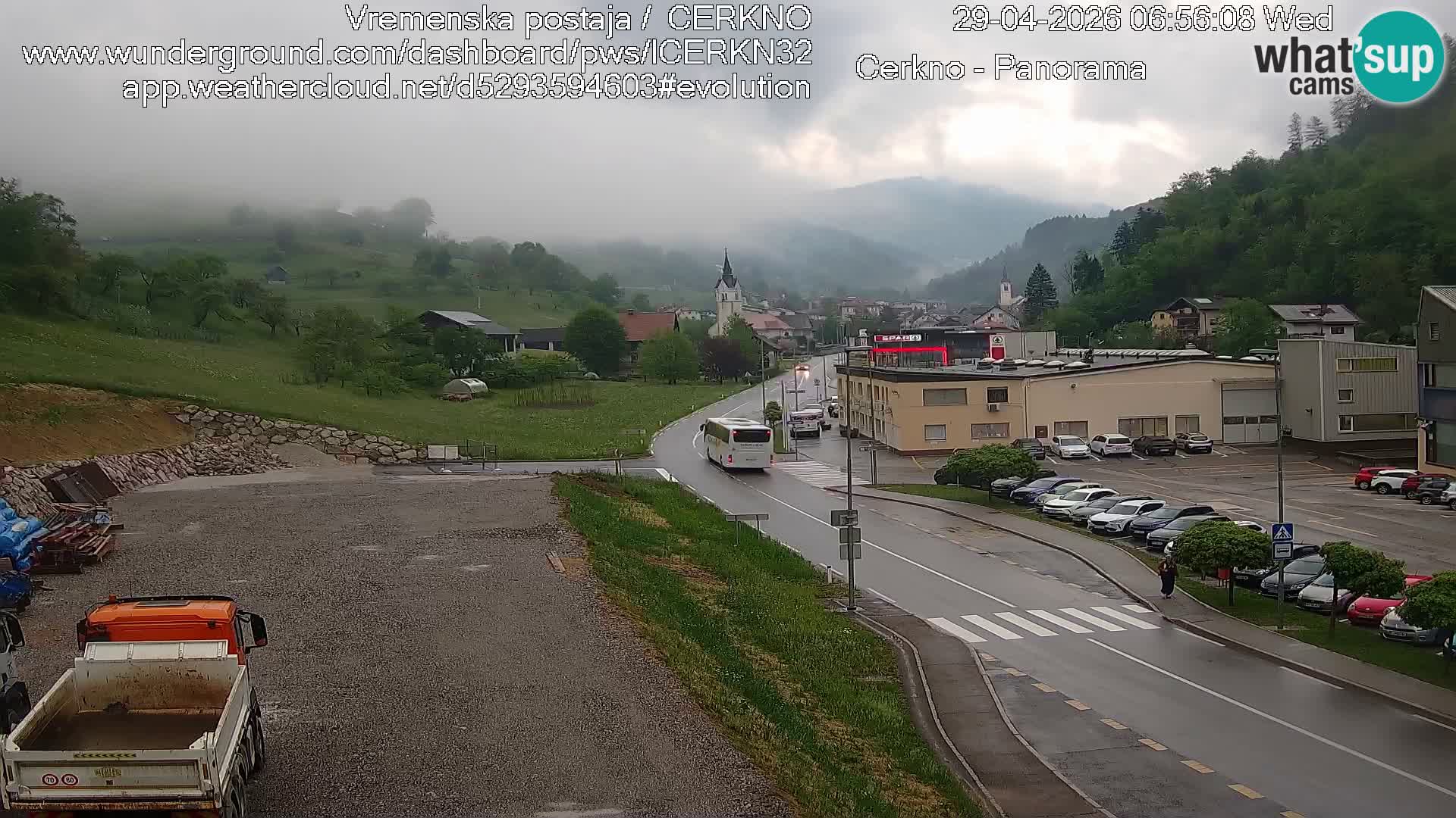 Webcam en direct – Entrée de la ville de Cerkno