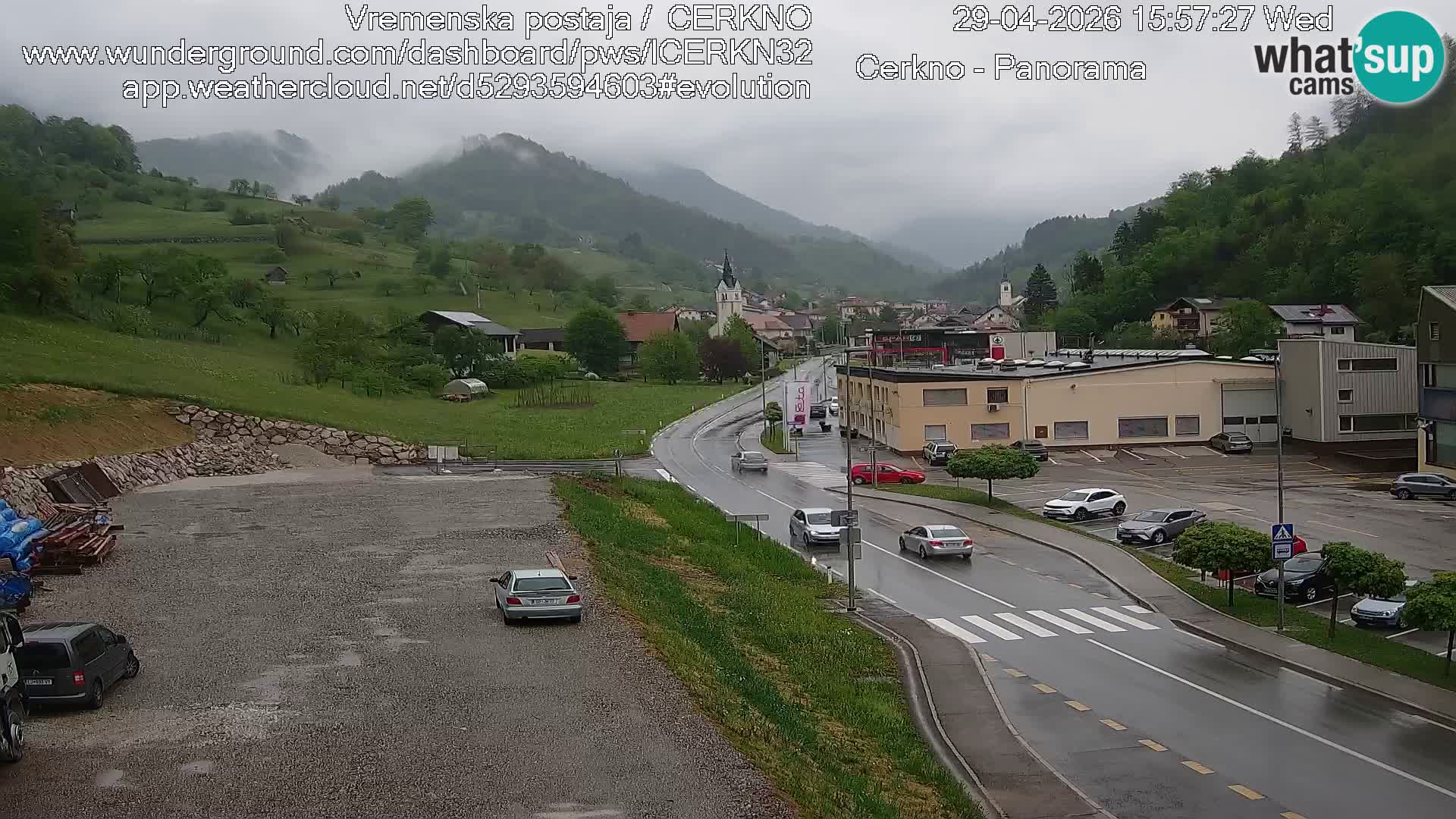 Webcam en direct – Entrée de la ville de Cerkno