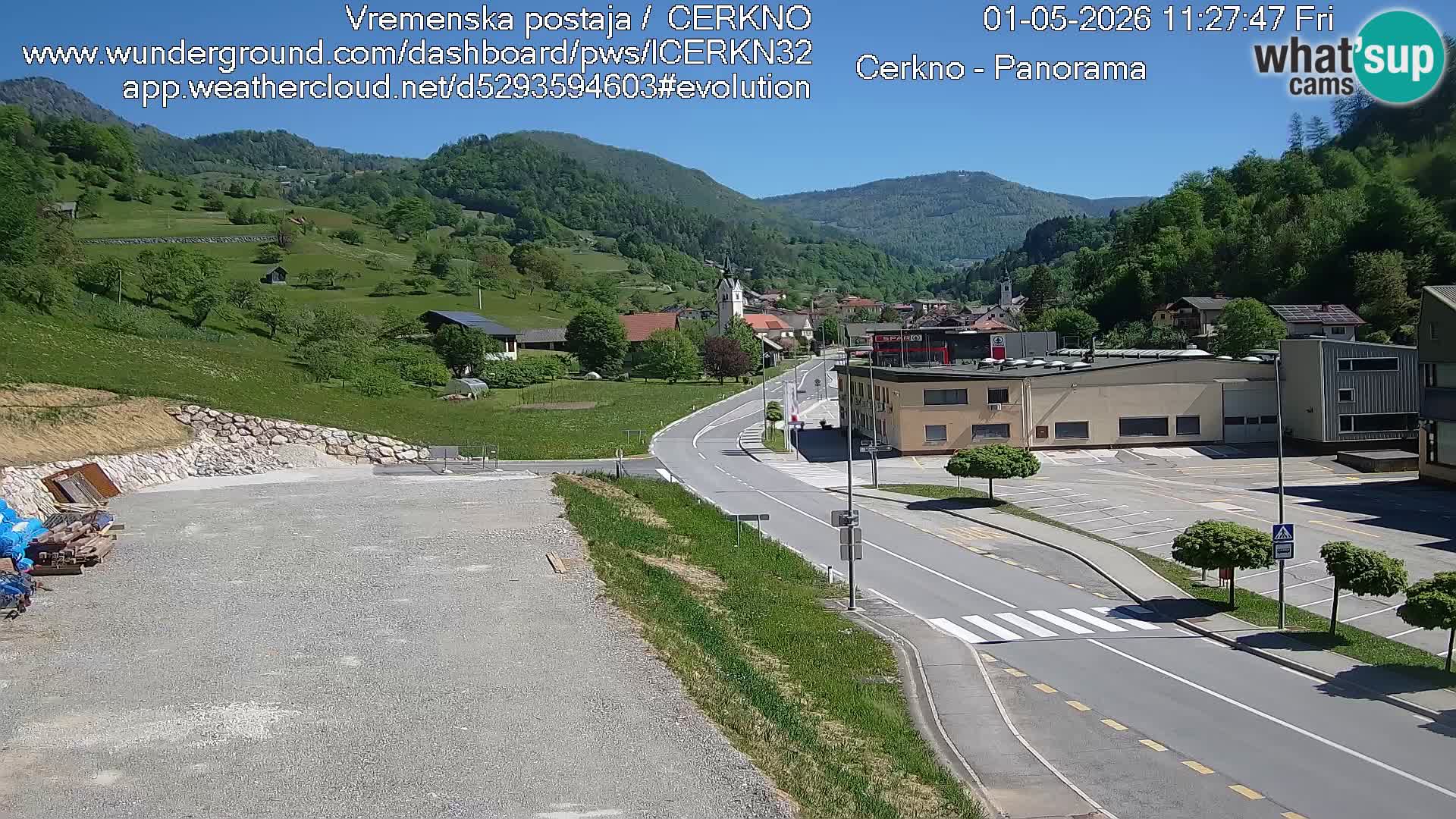 Cerkno city entrance Live Webcam