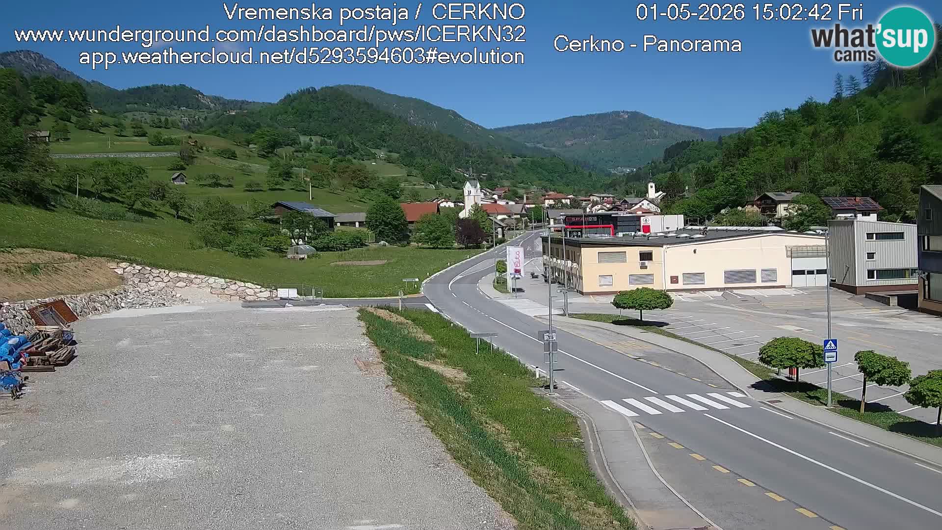 Cerkno entrada a la ciudad Webcam en vivo
