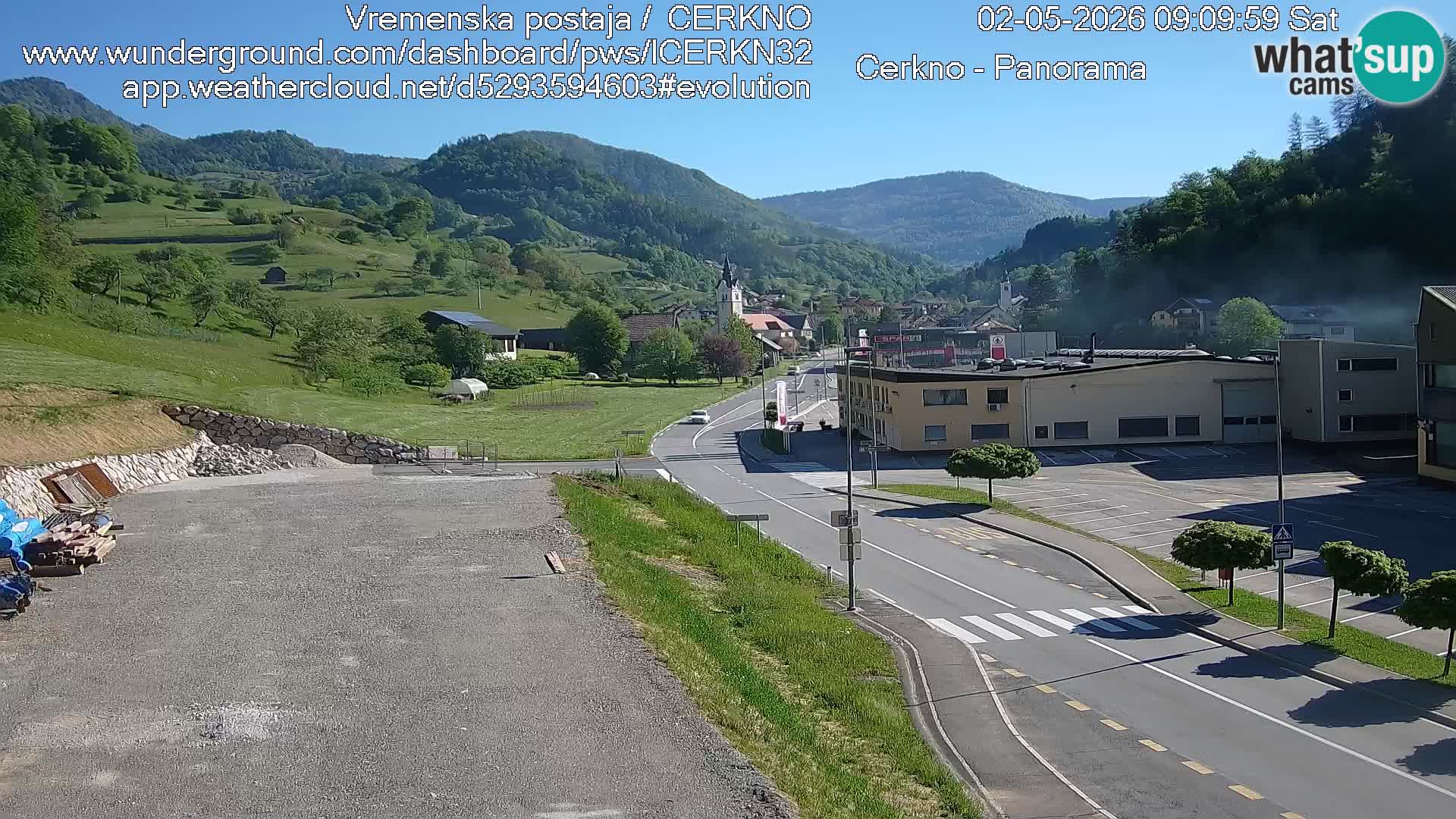 Webcam en direct – Entrée de la ville de Cerkno
