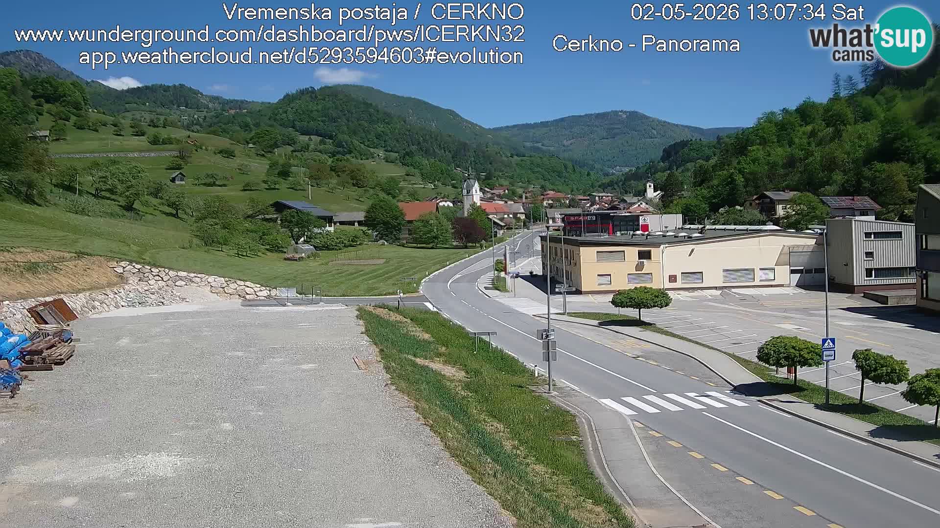 Cerkno entrada a la ciudad Webcam en vivo