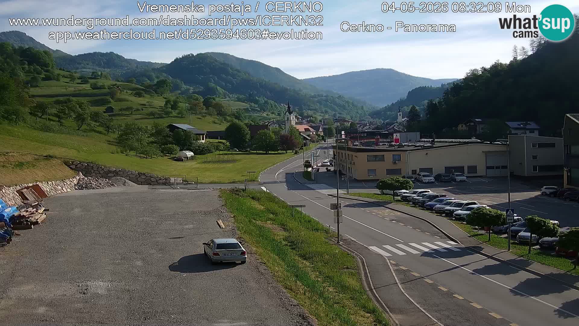 Cerkno city entrance Live Webcam
