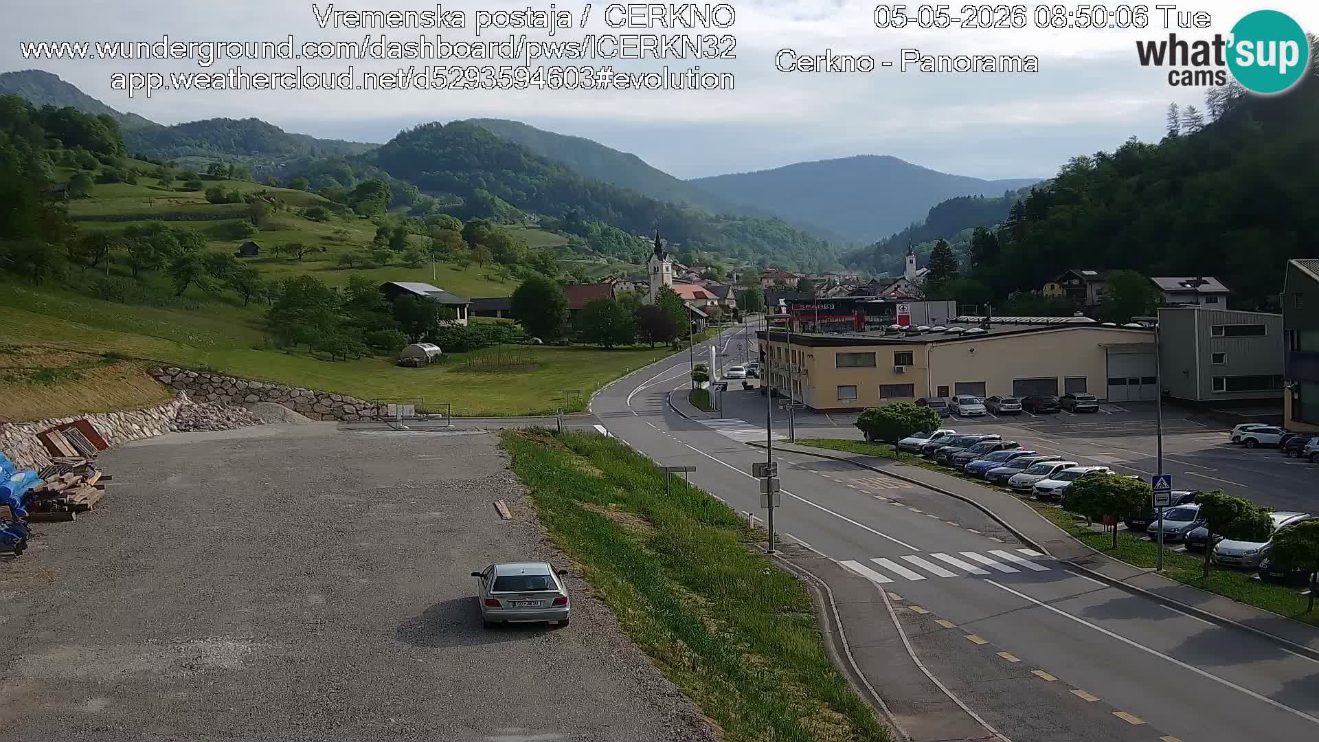 Webcam en direct – Entrée de la ville de Cerkno