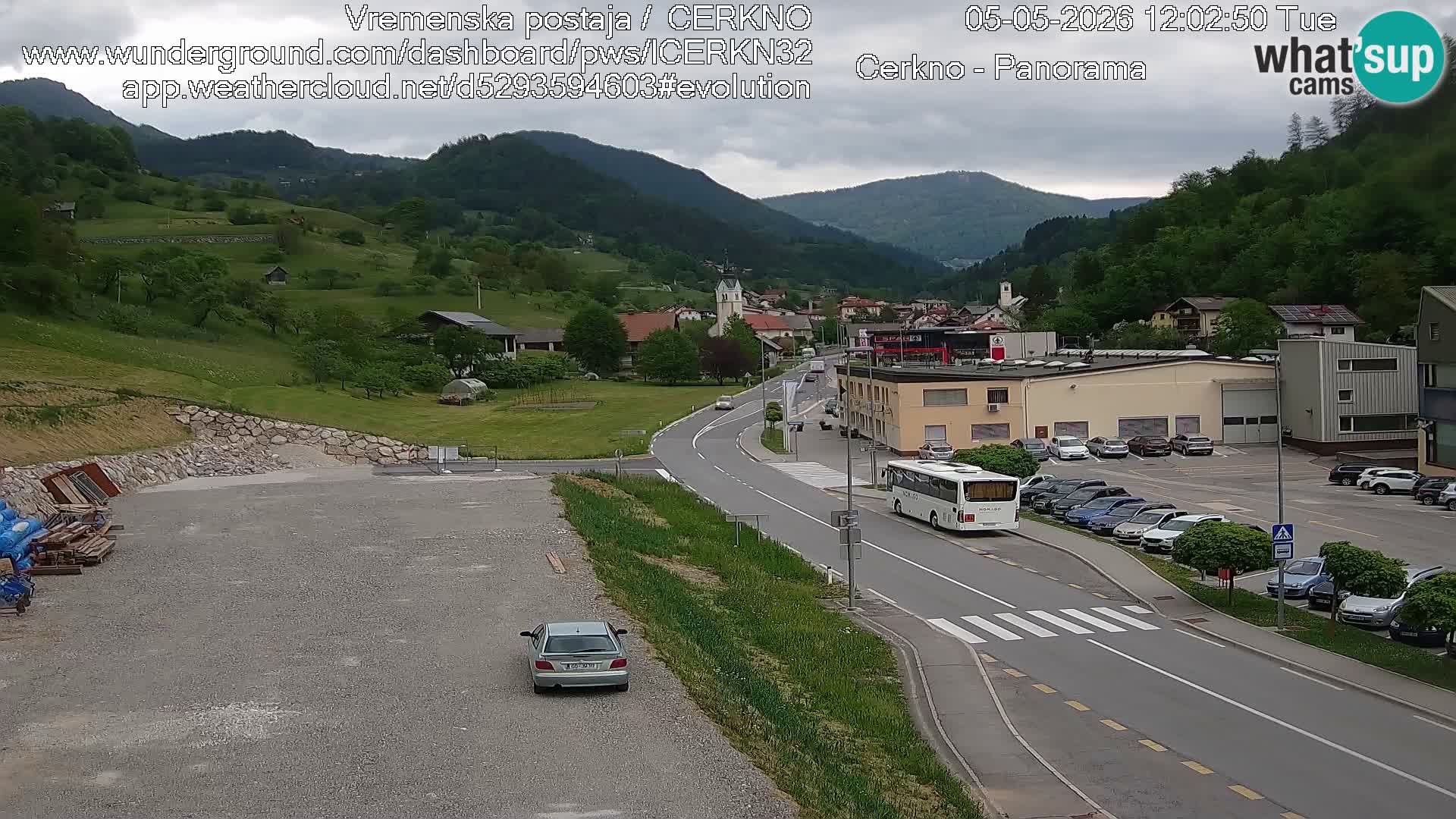 Webcam en direct – Entrée de la ville de Cerkno