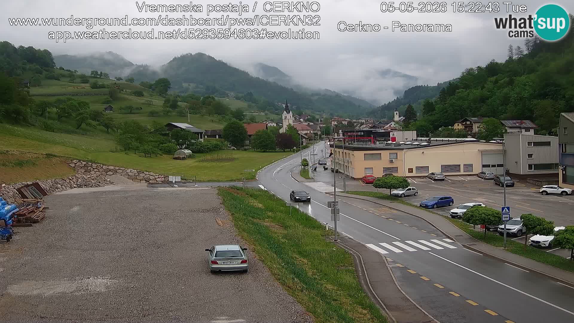 Webcam en direct – Entrée de la ville de Cerkno