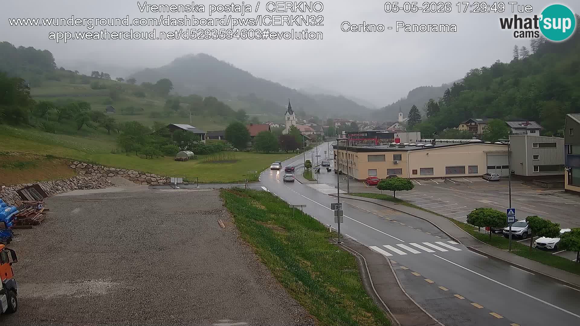 Cerkno entrada a la ciudad Webcam en vivo