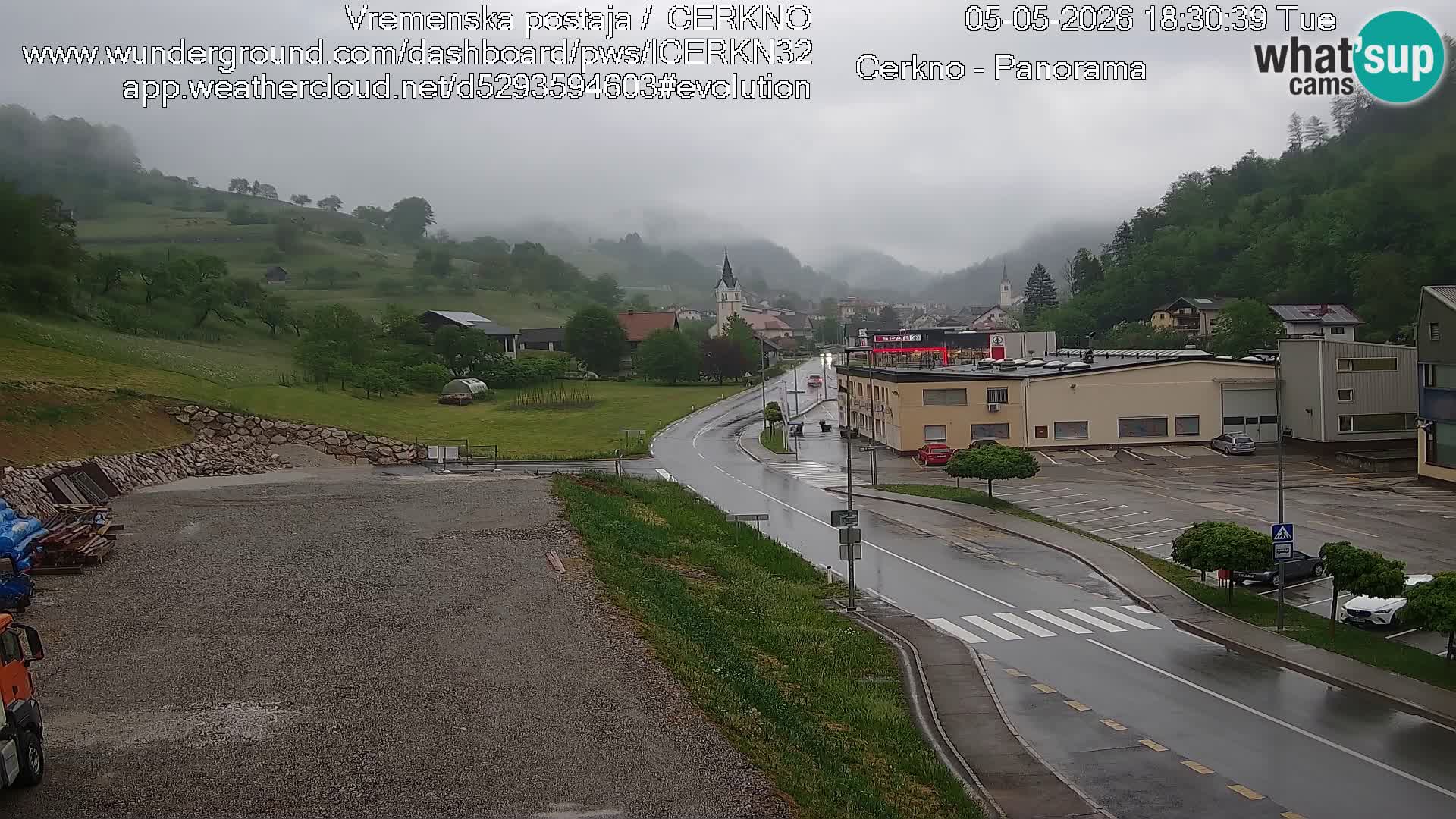 Cerkno city entrance Live Webcam