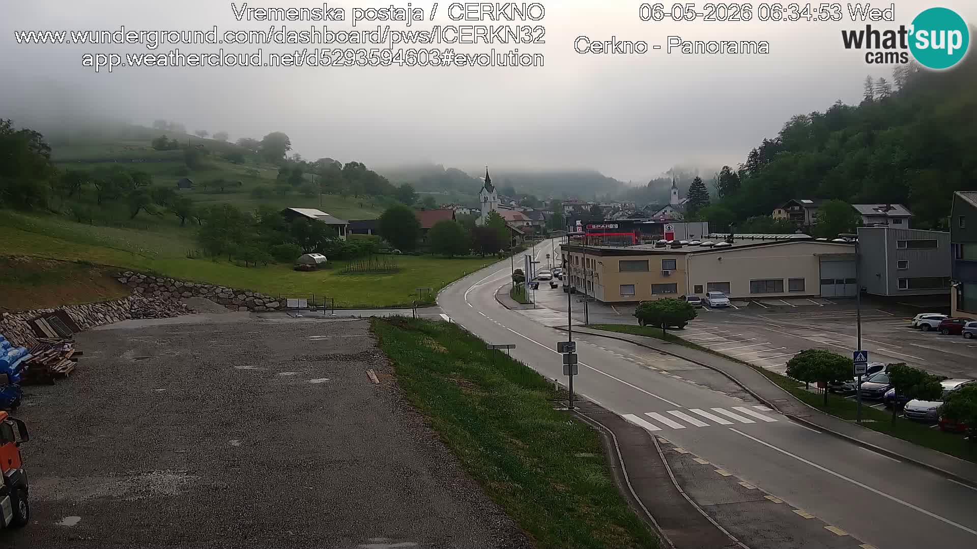 Cerkno entrada a la ciudad Webcam en vivo