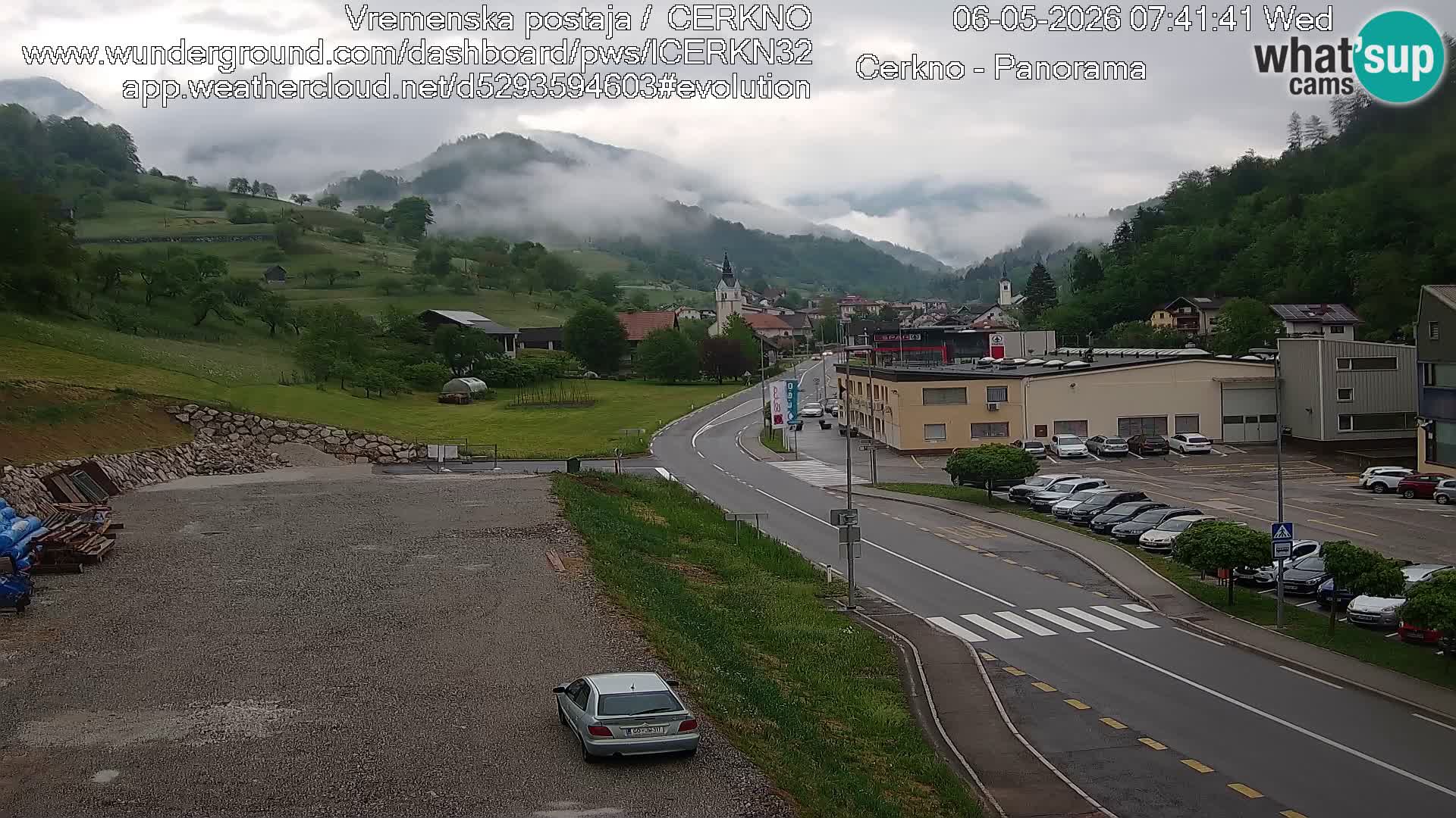 Webcam en direct – Entrée de la ville de Cerkno