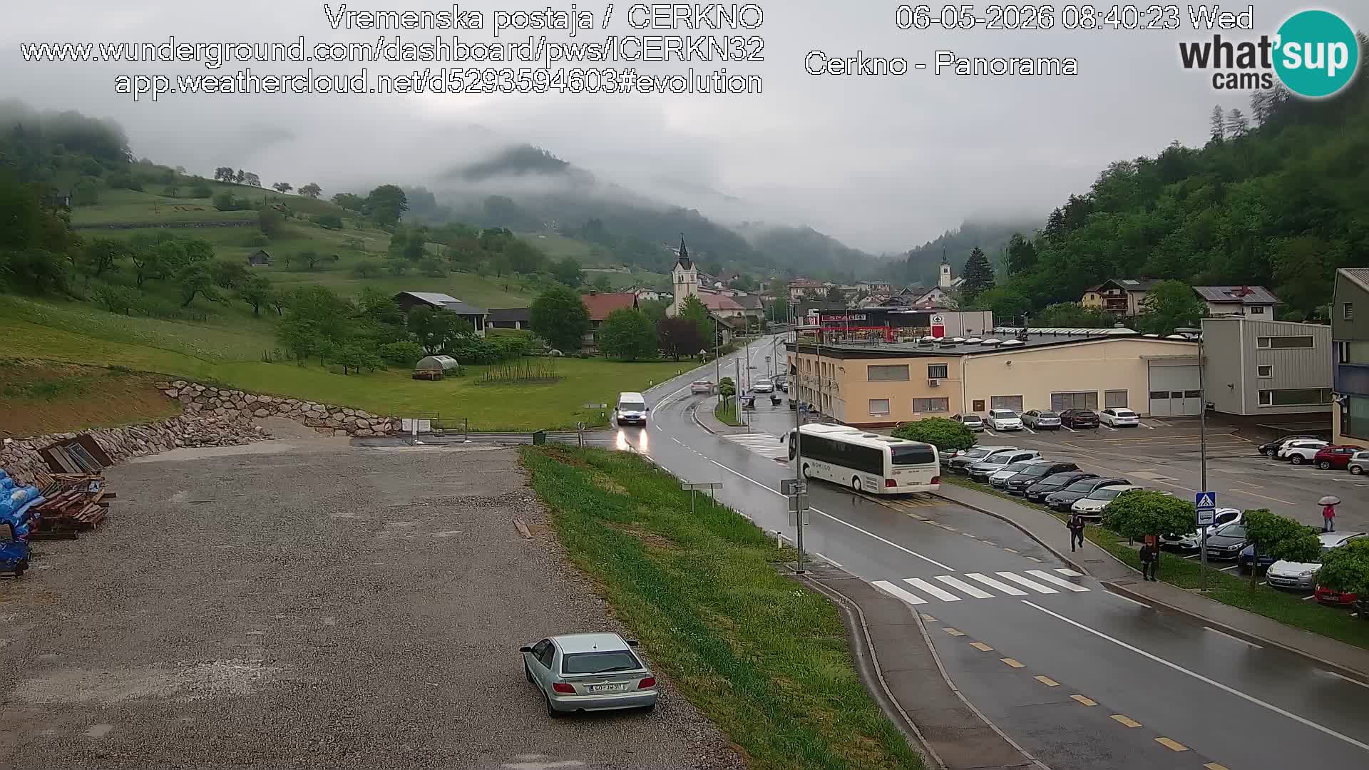 Webcam en direct – Entrée de la ville de Cerkno