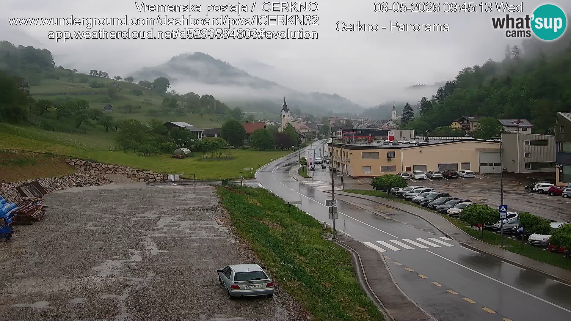 Cerkno city entrance Live Webcam