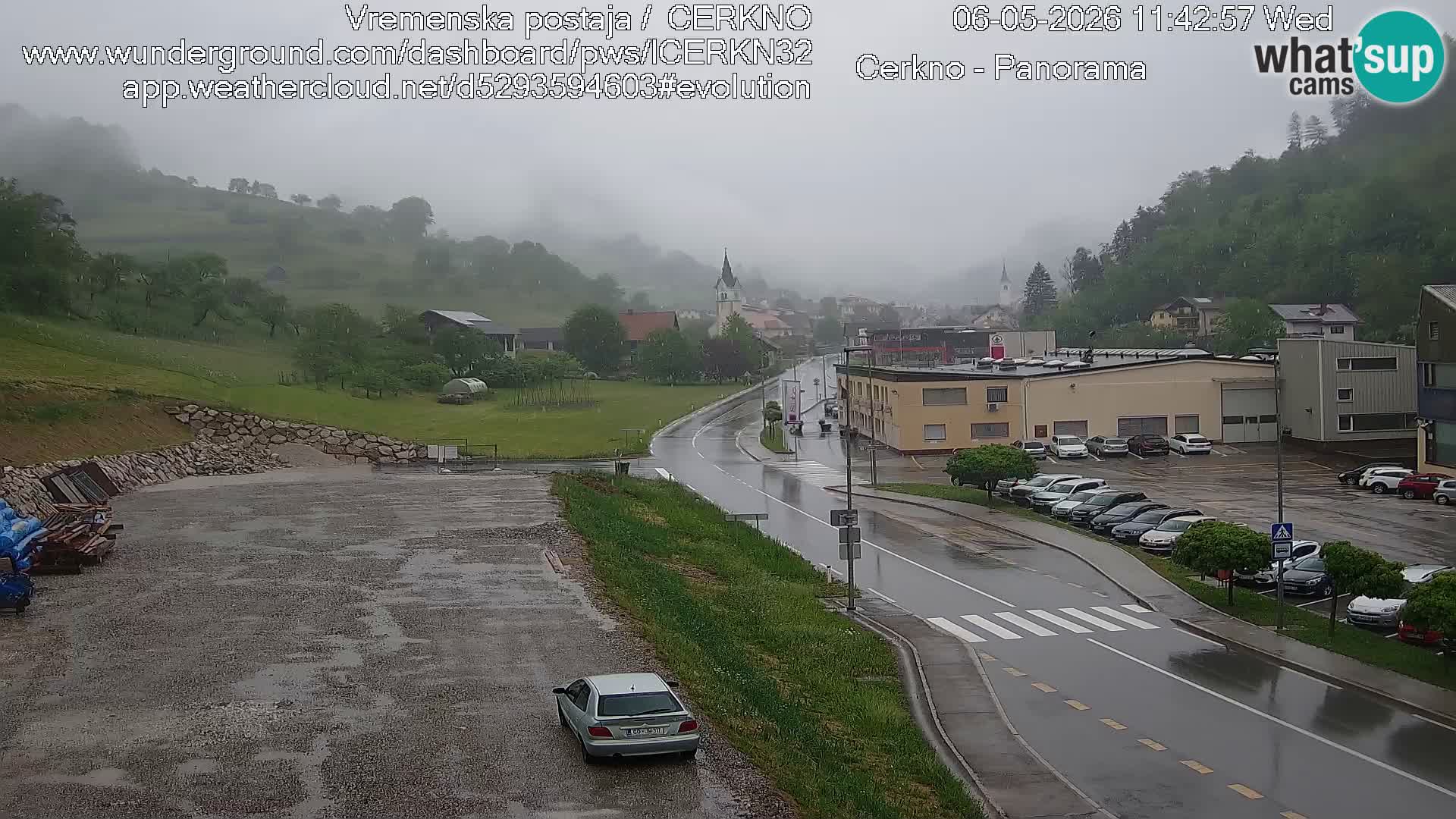 Cerkno city entrance Live Webcam