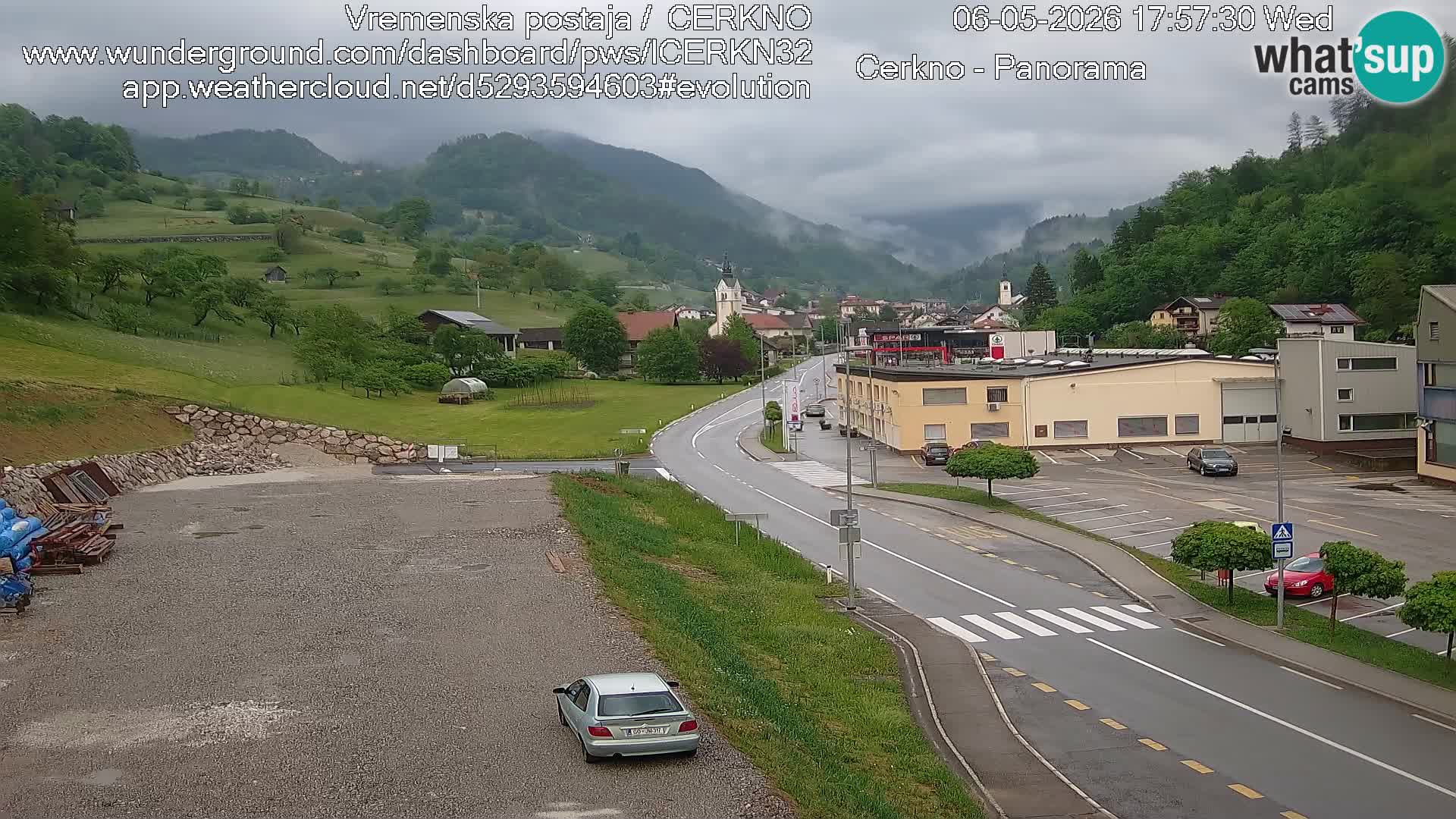 Cerkno entrada a la ciudad Webcam en vivo