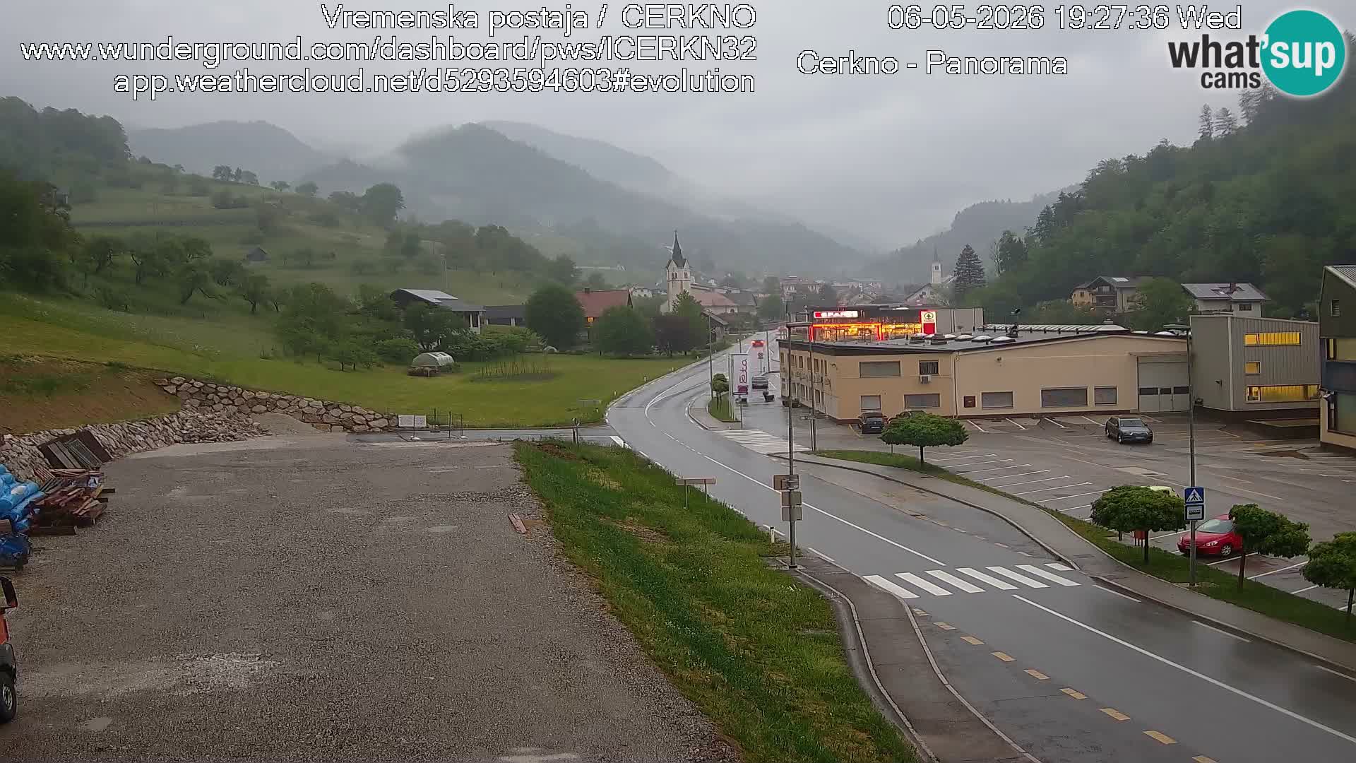 Cerkno entrada a la ciudad Webcam en vivo