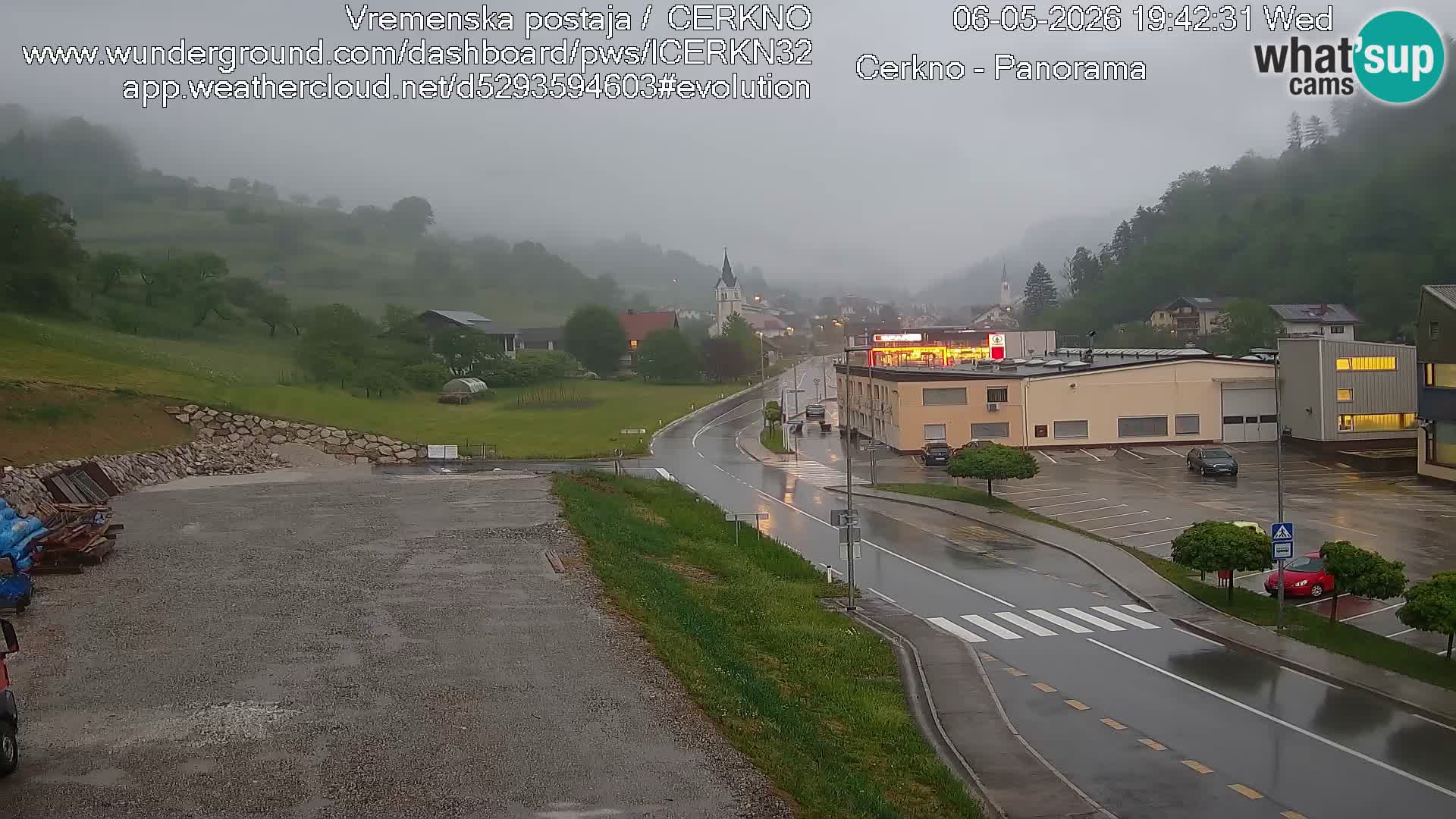 Cerkno city entrance Live Webcam
