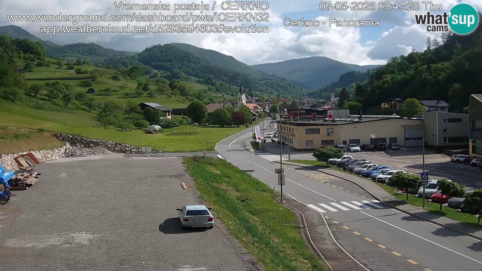Cerkno entrada a la ciudad Webcam en vivo