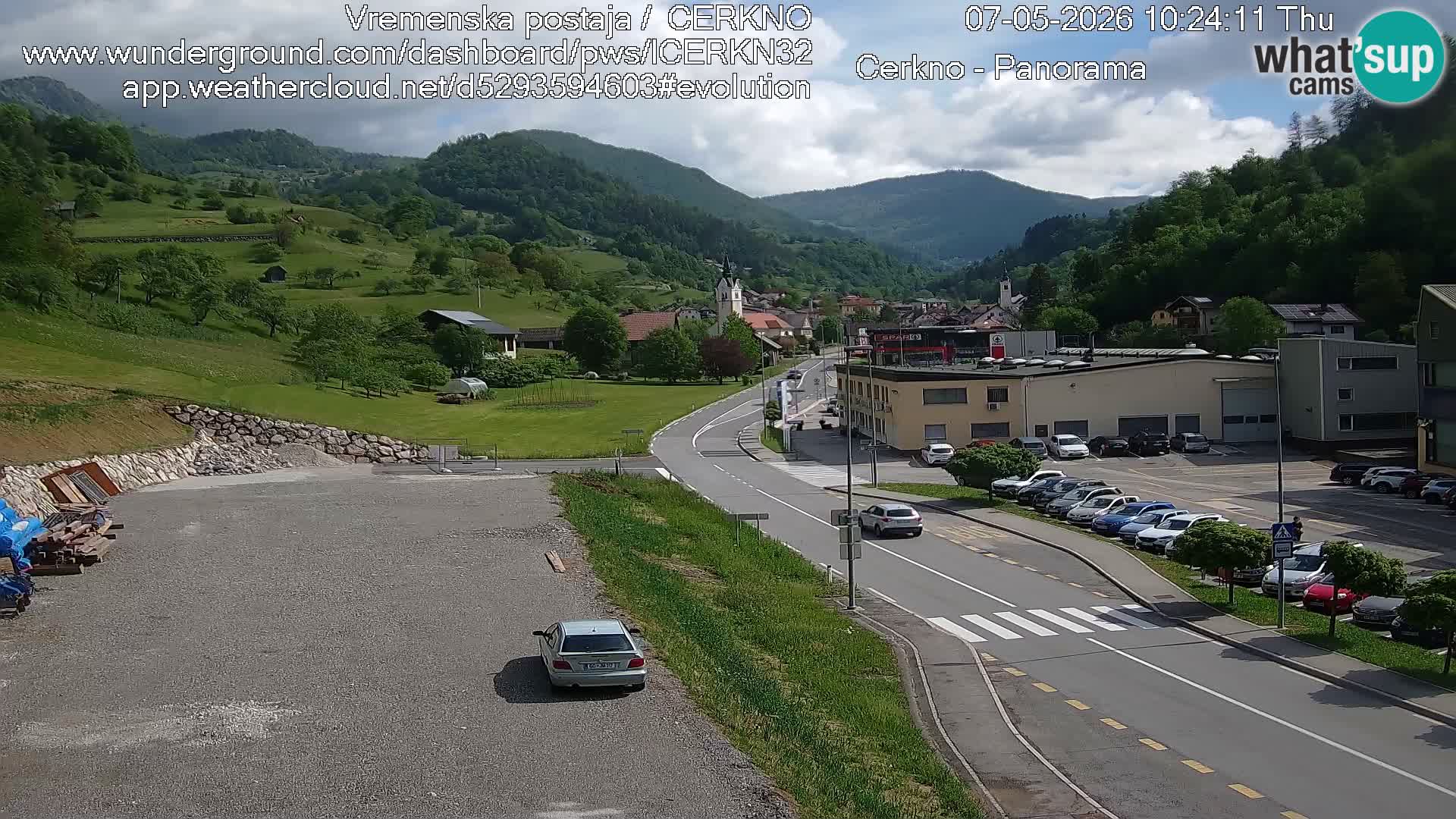 Webcam en direct – Entrée de la ville de Cerkno