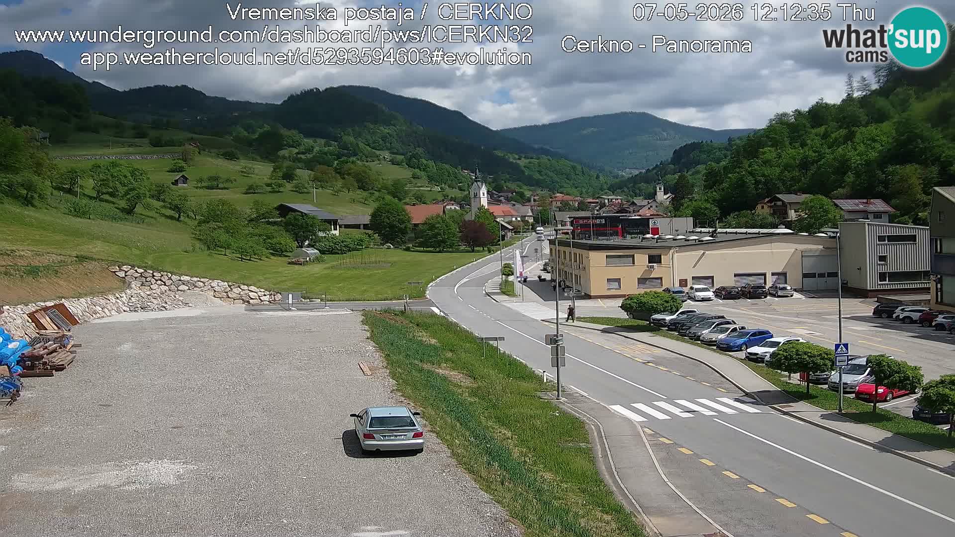 Webcam en direct – Entrée de la ville de Cerkno