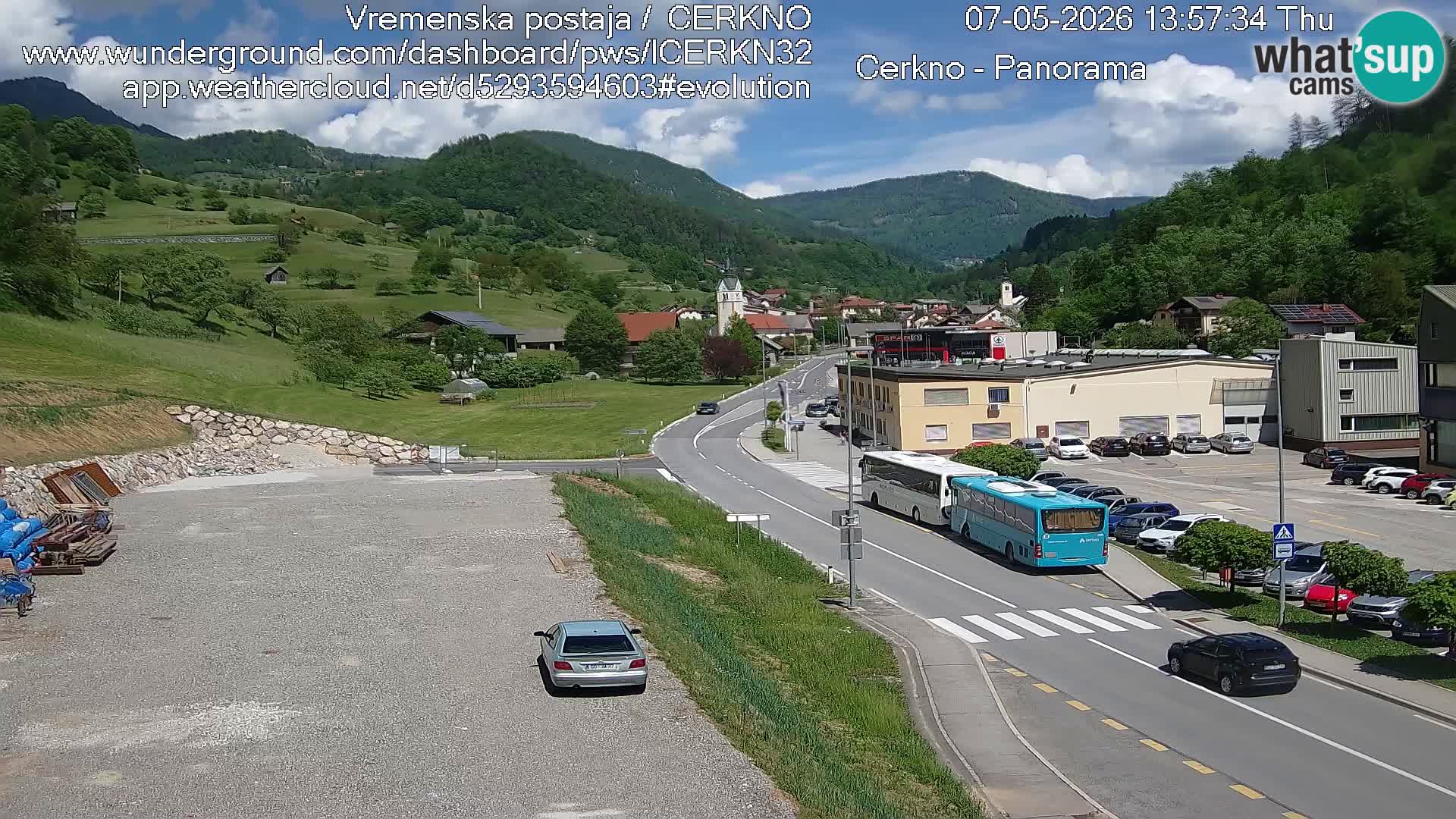 Webcam en direct – Entrée de la ville de Cerkno