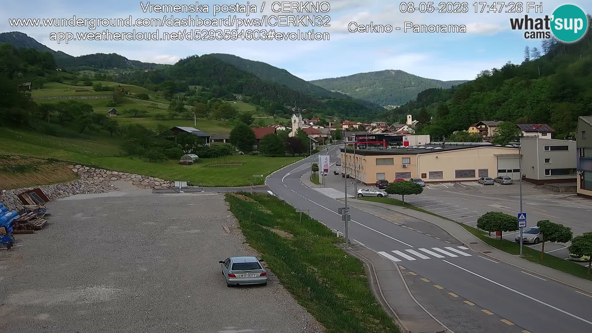 Webcam en direct – Entrée de la ville de Cerkno