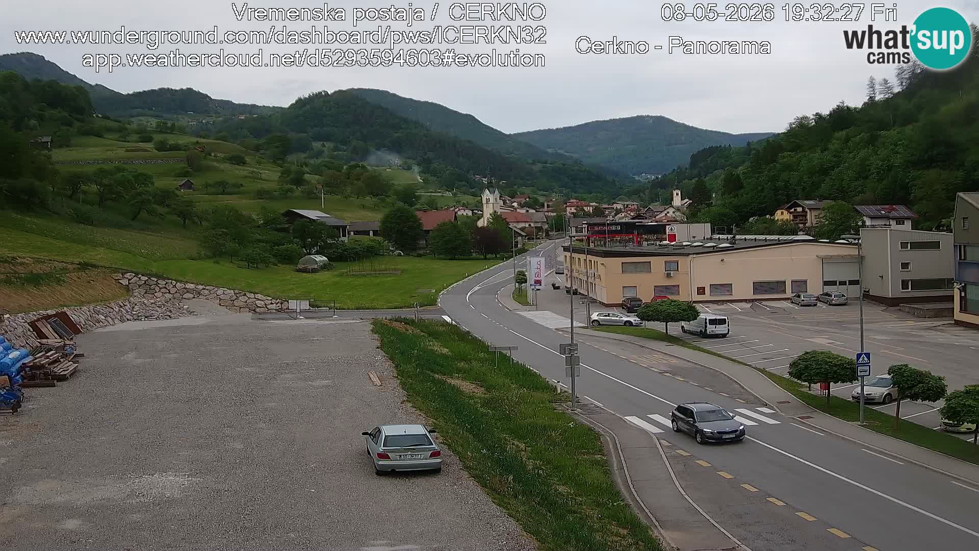 Cerkno city entrance Live Webcam