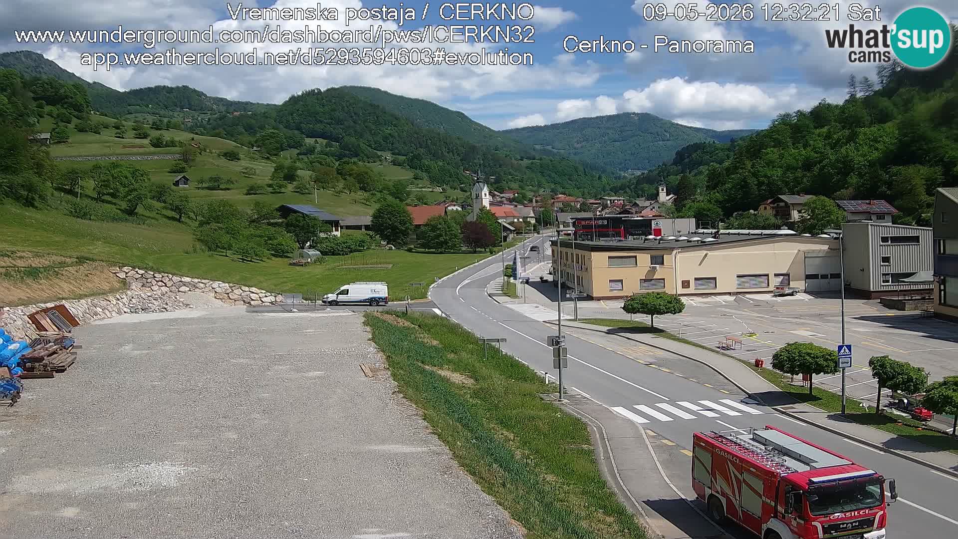 Cerkno city entrance Live Webcam