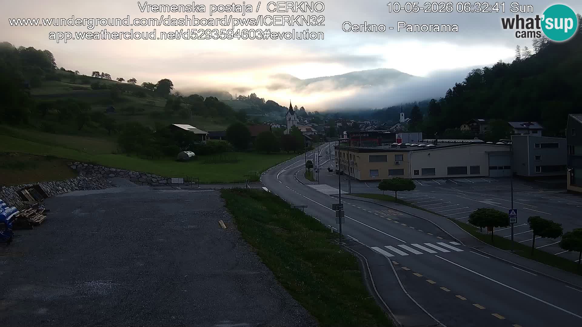 Cerkno city entrance Live Webcam