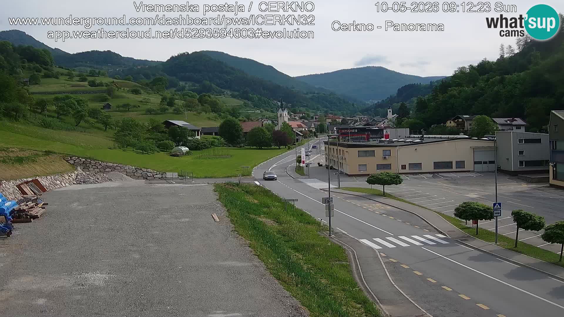 Cerkno city entrance Live Webcam