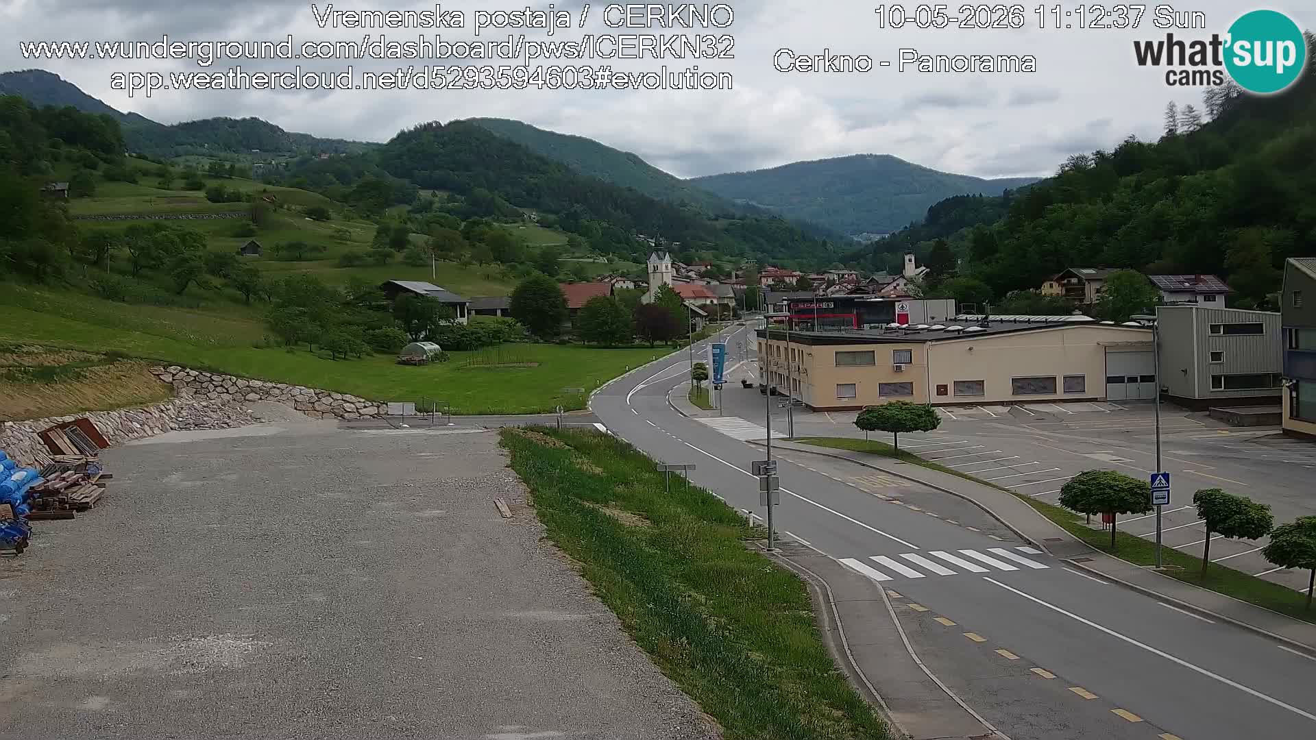 Webcam en direct – Entrée de la ville de Cerkno