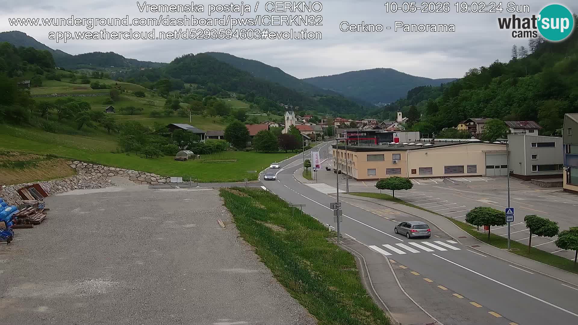 Cerkno city entrance Live Webcam