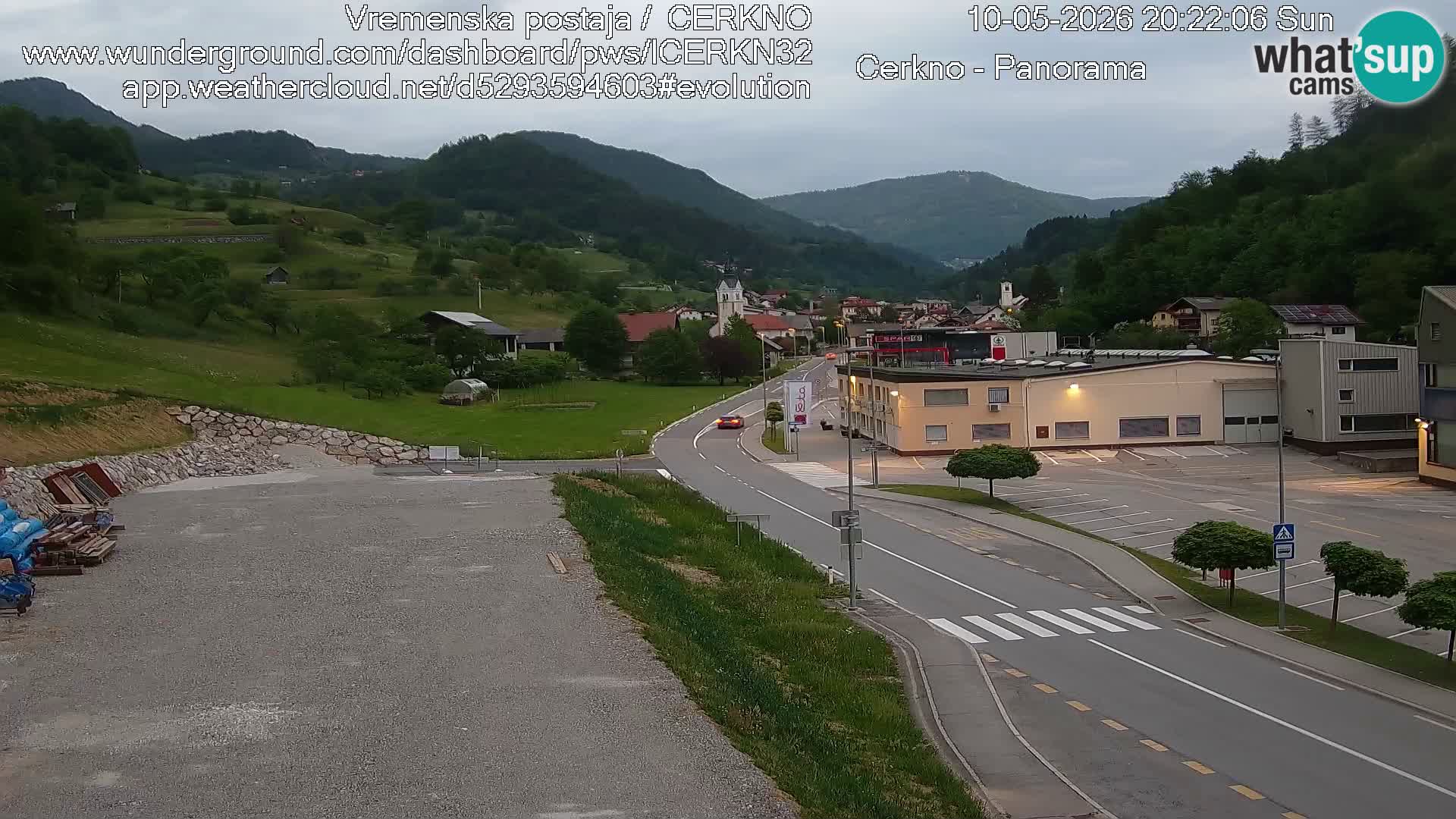 Webcam en direct – Entrée de la ville de Cerkno