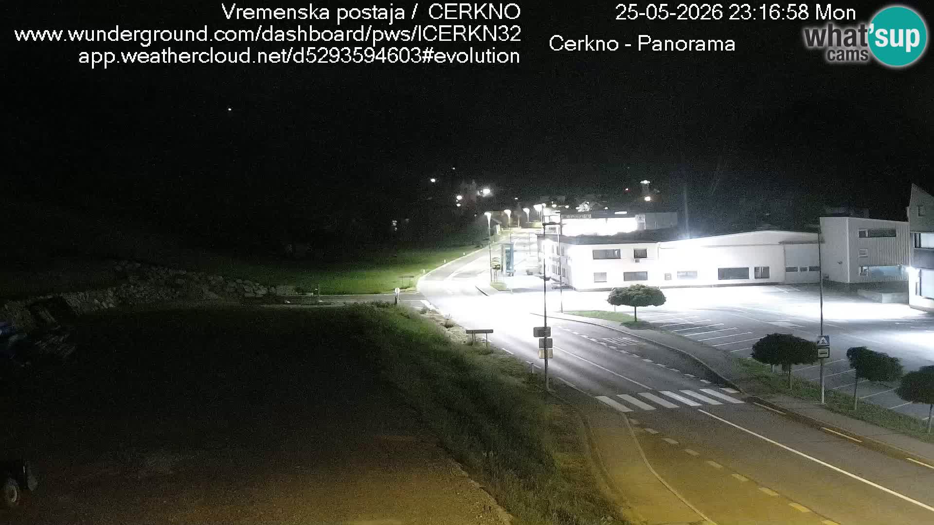 Cerkno entrada a la ciudad Webcam en vivo